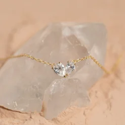 VERA CRYSTAL GOLDEN NECKLACE