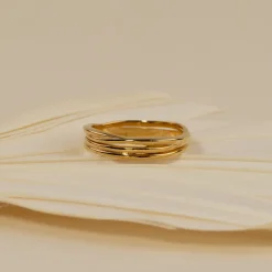 WILLOW GOLDEN RING