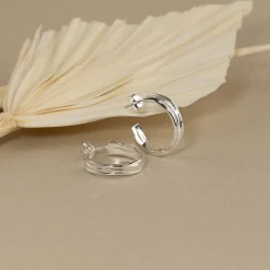 WILLOW SILVER CREOL EARRING
