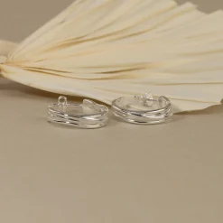 WILLOW SILVER CREOL EARRING